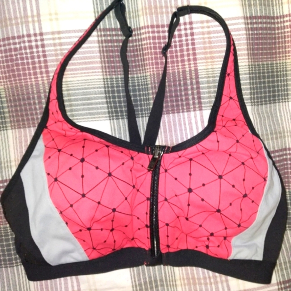 Victoria's Secret sports bra 32B